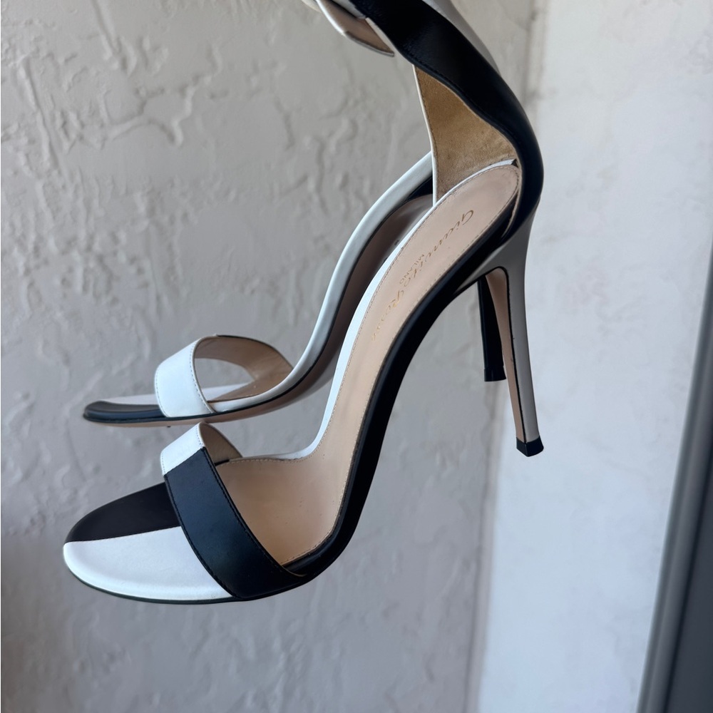 GIANVITO ROSSI Elegant Black and White Women's Heels
